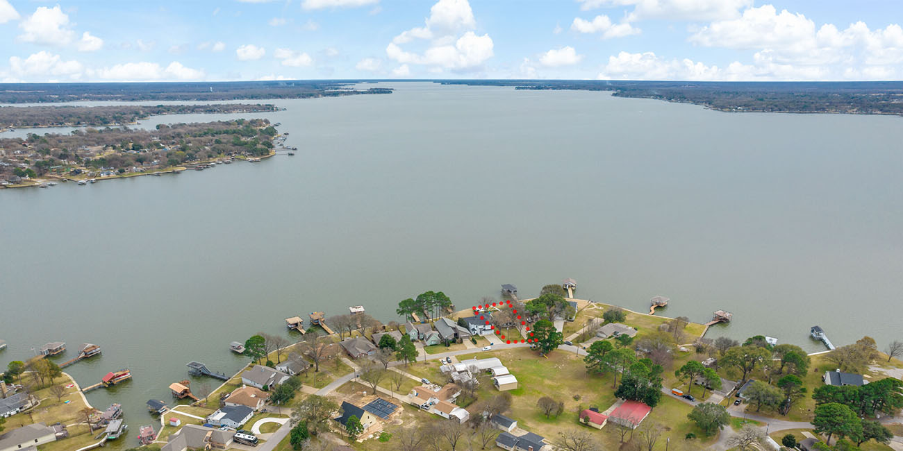 The Bellevue Cottage Photo Gallery The Bellevue Cottage Gun Barrel City