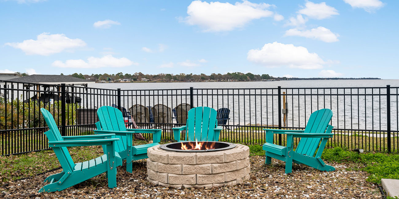 The Bellevue Cottage Photo Gallery The Bellevue Cottage Gun Barrel City